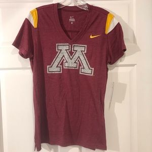 Nike U of M Maroon and Gold College t shirt L